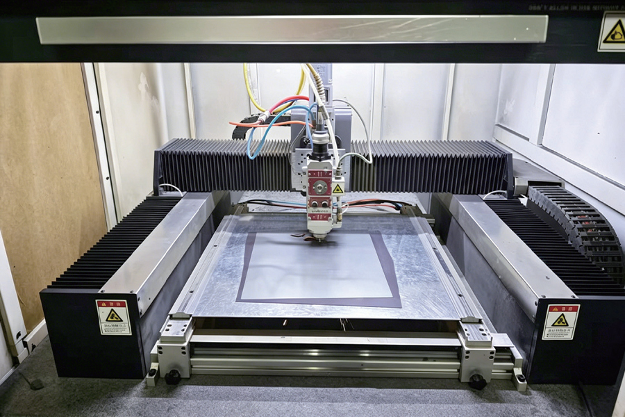 유도 모터와 동기 모터: 엔지니어를 위한 주요 차이점 설명